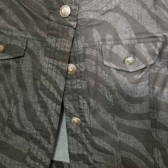 Sandro Sportswear Animal Print Button Front Jacket - Picture 2 of 5